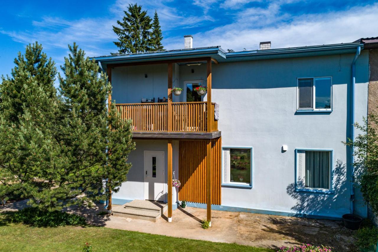 Lakeview Beach Apartment In Viljandi فيلياندي المظهر الخارجي الصورة