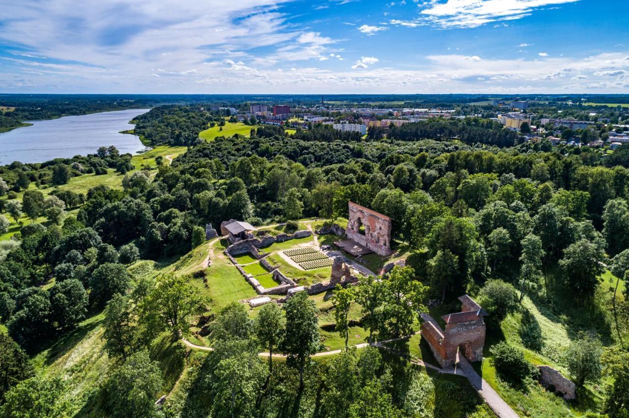 Lakeview Beach Apartment In Viljandi فيلياندي المظهر الخارجي الصورة