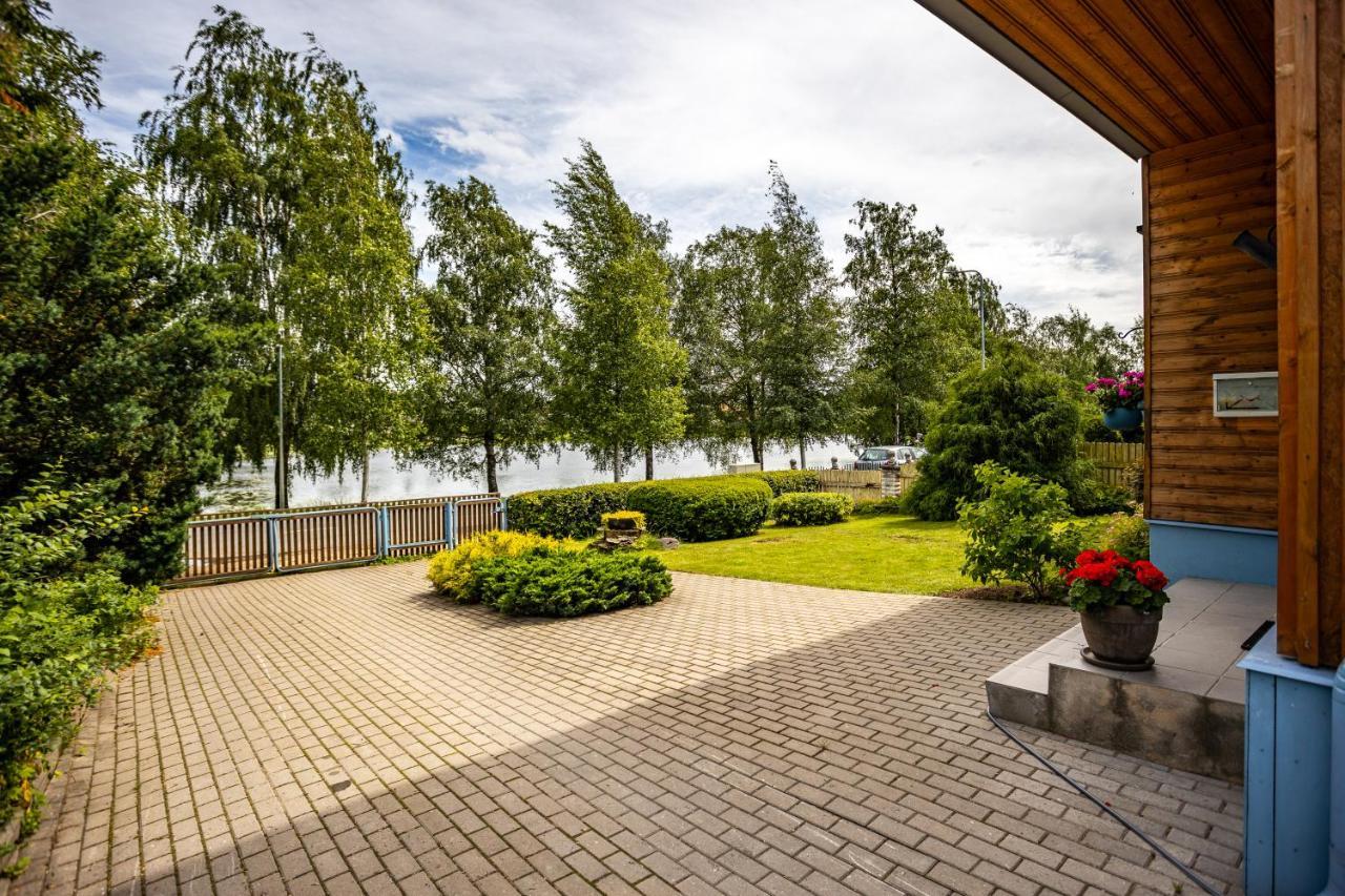 Lakeview Beach Apartment In Viljandi فيلياندي المظهر الخارجي الصورة